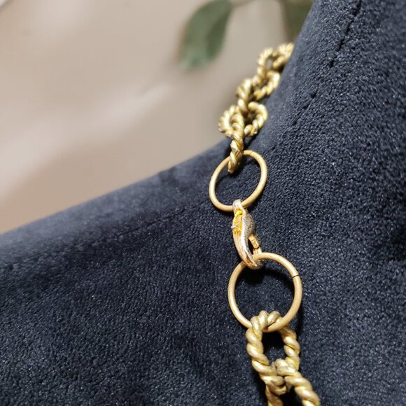 Womens Gold Tone Printed Coin Heavy Bronze Collar Pendant Necklace - Picture 6 of 6